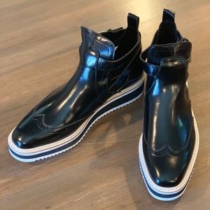 Zara Black Platform shoes